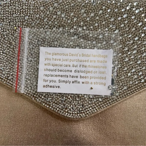 🆕 David’s Bridal Crystal Flap Envelope Clutch - Picture 6 of 7